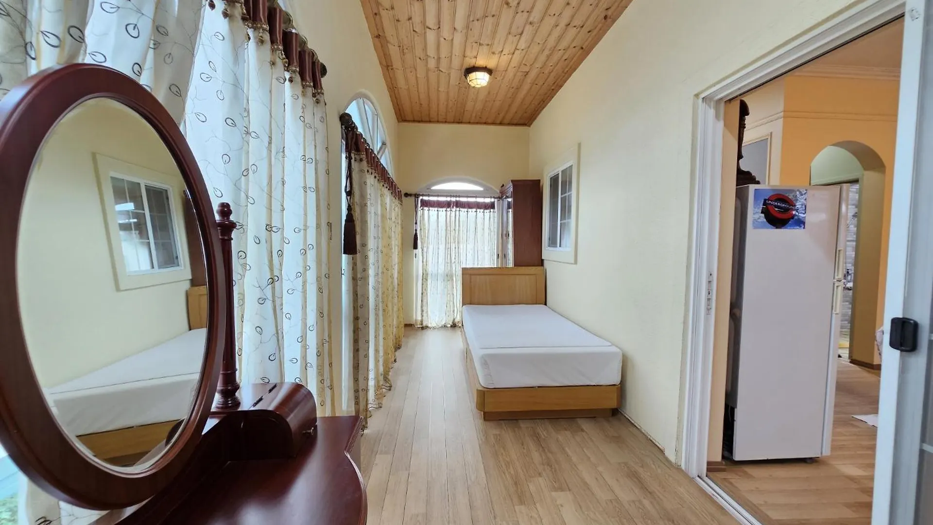 Red Castle Pension Čedžu 0*,  Jižní Korea